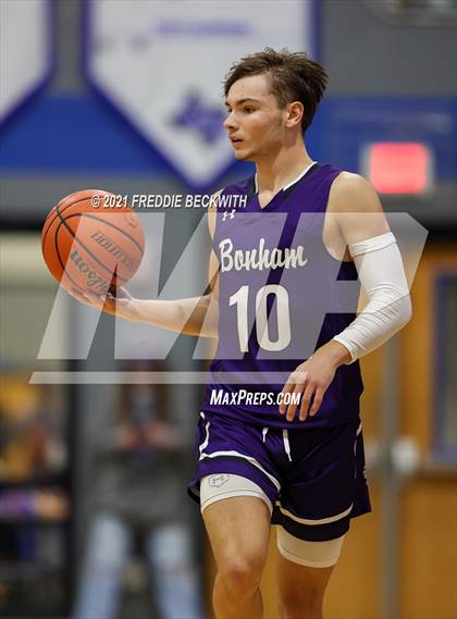 Thumbnail 1 in Bonham @ Gunter photogallery.