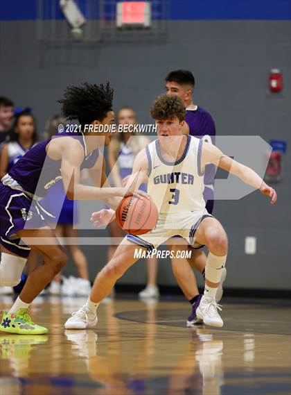 Thumbnail 1 in Bonham @ Gunter photogallery.