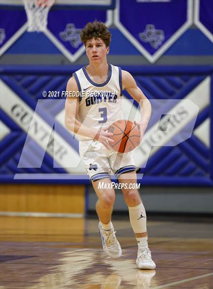 Thumbnail 3 in Bonham @ Gunter photogallery.
