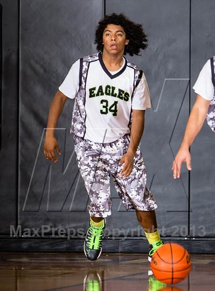 Thumbnail 2 in Pasadena vs. Sharyland (McDonald's Texas Invitational) photogallery.