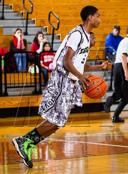 Thumbnail 1 in Pasadena vs. Sharyland (McDonald's Texas Invitational) photogallery.