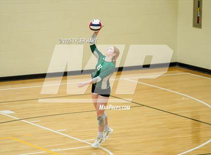 Thumbnail 2 in Floyd Central vs. Carmel (Avon Classic) photogallery.
