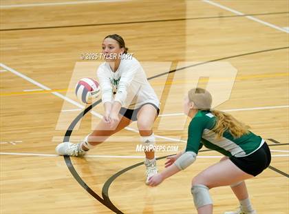 Thumbnail 3 in Floyd Central vs. Carmel (Avon Classic) photogallery.