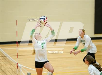 Thumbnail 1 in Floyd Central vs. Carmel (Avon Classic) photogallery.