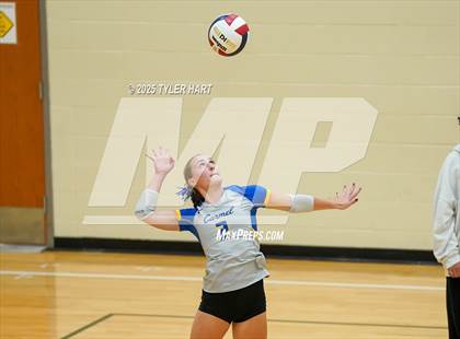 Thumbnail 1 in Floyd Central vs. Carmel (Avon Classic) photogallery.