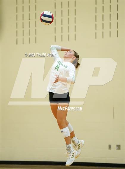 Thumbnail 3 in Floyd Central vs. Carmel (Avon Classic) photogallery.