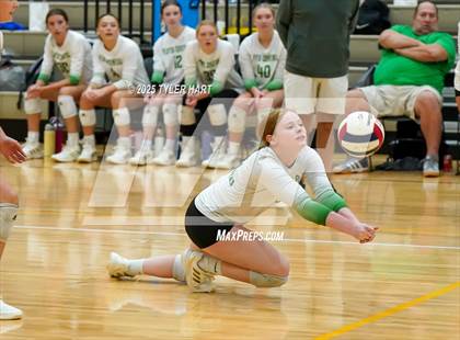 Thumbnail 2 in Floyd Central vs. Carmel (Avon Classic) photogallery.