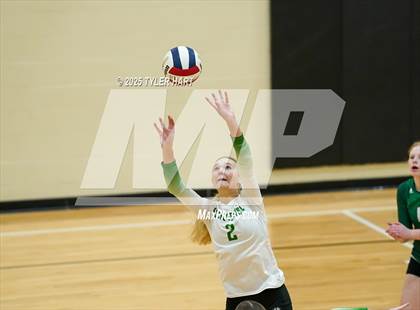 Thumbnail 1 in Floyd Central vs. Carmel (Avon Classic) photogallery.