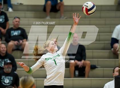 Thumbnail 2 in Floyd Central vs. Carmel (Avon Classic) photogallery.