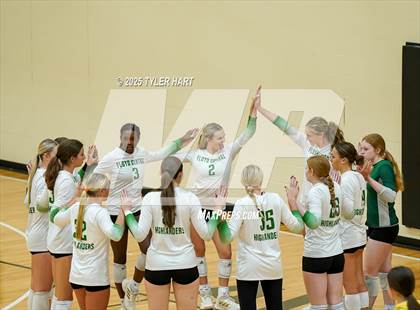 Thumbnail 2 in Floyd Central vs. Carmel (Avon Classic) photogallery.