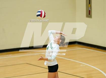 Thumbnail 1 in Floyd Central vs. Carmel (Avon Classic) photogallery.