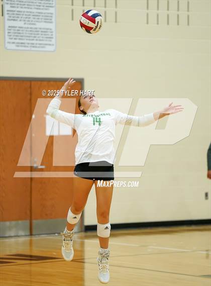 Thumbnail 2 in Floyd Central vs. Carmel (Avon Classic) photogallery.