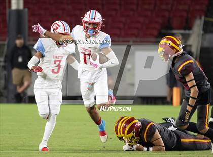 Thumbnail 3 in Garfield vs. Roosevelt (East LA Classic) photogallery.