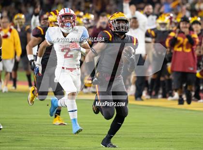 Thumbnail 2 in Garfield vs. Roosevelt (East LA Classic) photogallery.