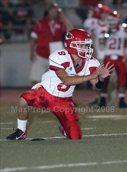 Thumbnail 2 in Burroughs vs. Crescenta Valley photogallery.