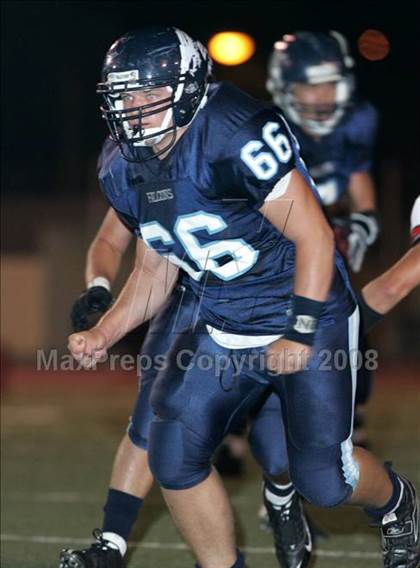 Thumbnail 2 in Burroughs vs. Crescenta Valley photogallery.
