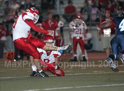 Thumbnail 3 in Burroughs vs. Crescenta Valley photogallery.