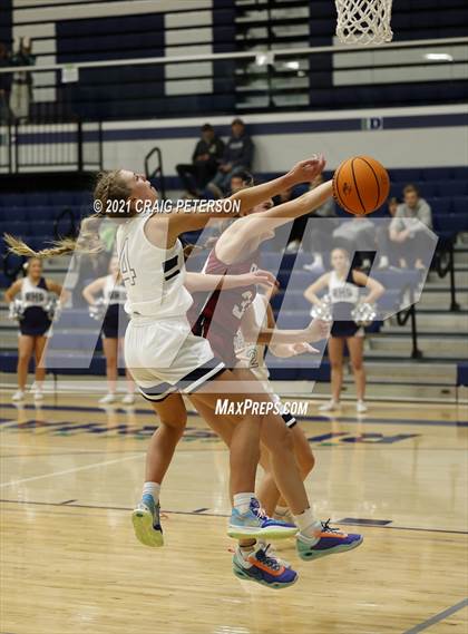 Thumbnail 2 in Pine View @ Ridgeline photogallery.