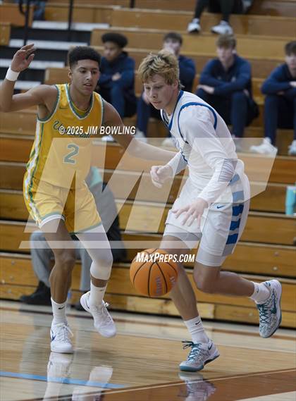 Thumbnail 3 in Normal University vs. Bismarck-Henning/Rossville-Alvin photogallery.