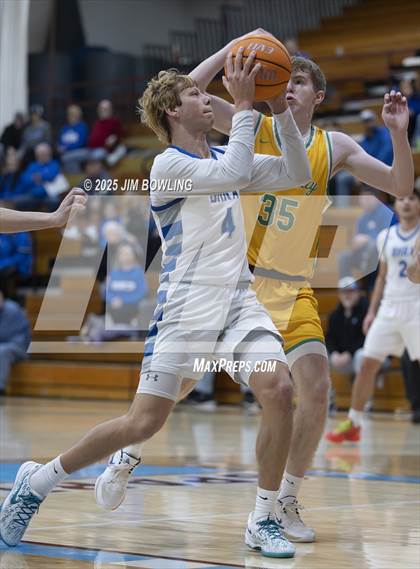 Thumbnail 1 in Normal University vs. Bismarck-Henning/Rossville-Alvin photogallery.