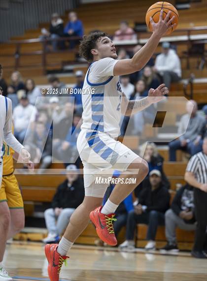 Thumbnail 1 in Normal University vs. Bismarck-Henning/Rossville-Alvin photogallery.