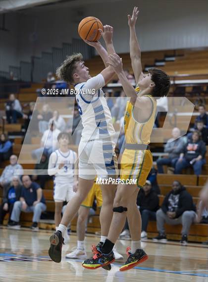 Thumbnail 3 in Normal University vs. Bismarck-Henning/Rossville-Alvin photogallery.