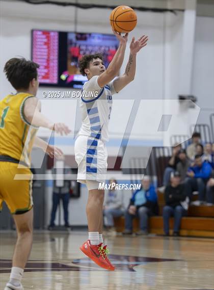 Thumbnail 2 in Normal University vs. Bismarck-Henning/Rossville-Alvin photogallery.
