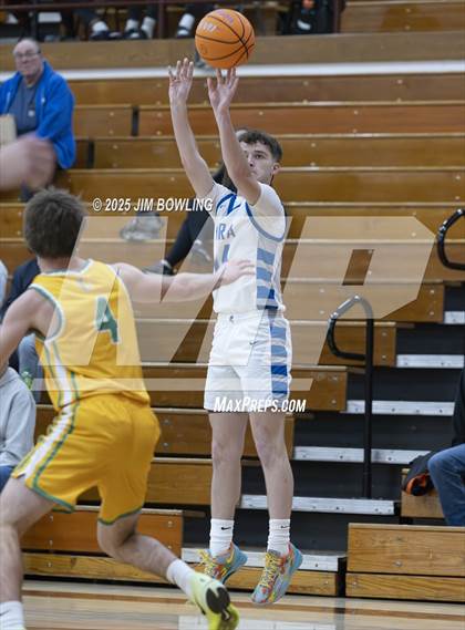 Thumbnail 3 in Normal University vs. Bismarck-Henning/Rossville-Alvin photogallery.