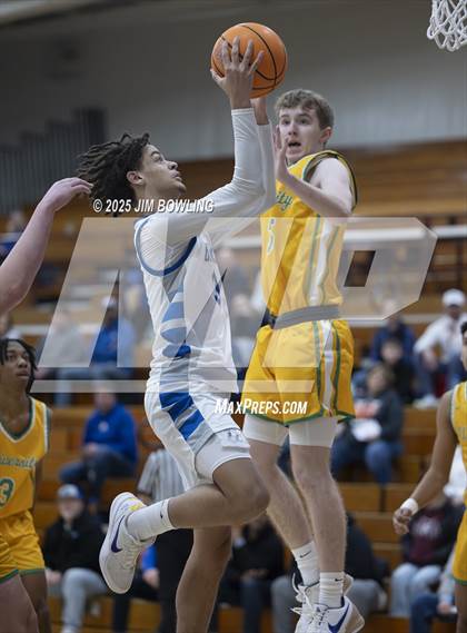 Thumbnail 3 in Normal University vs. Bismarck-Henning/Rossville-Alvin photogallery.