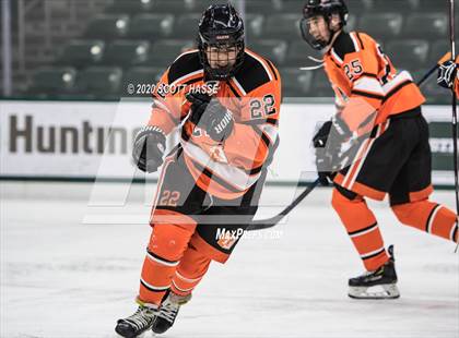 Thumbnail 3 in Lake Forest Academy vs. Catholic Central  photogallery.