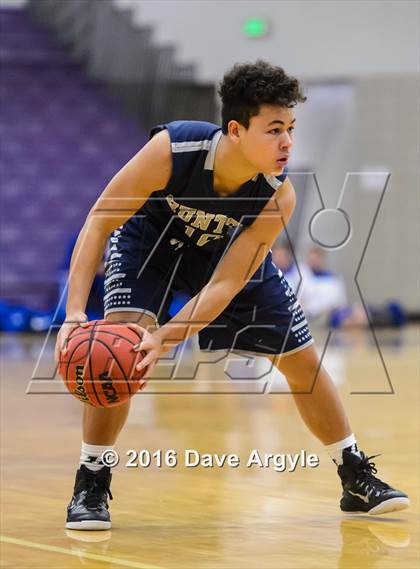 Thumbnail 2 in Hunter vs. Kearns (Riverton Holiday Tournament) photogallery.
