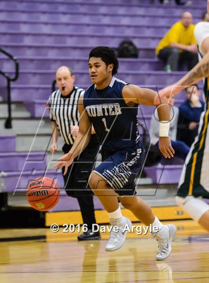 Thumbnail 3 in Hunter vs. Kearns (Riverton Holiday Tournament) photogallery.