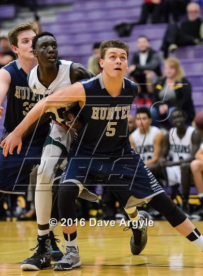 Thumbnail 2 in Hunter vs. Kearns (Riverton Holiday Tournament) photogallery.