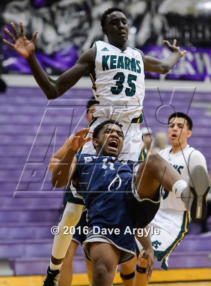 Thumbnail 2 in Hunter vs. Kearns (Riverton Holiday Tournament) photogallery.