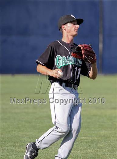 null - Photo 01