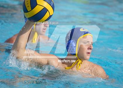 Thumbnail 3 in Grossmont vs. La Jolla (CIF SoCal Regional D2 Semifinal) photogallery.