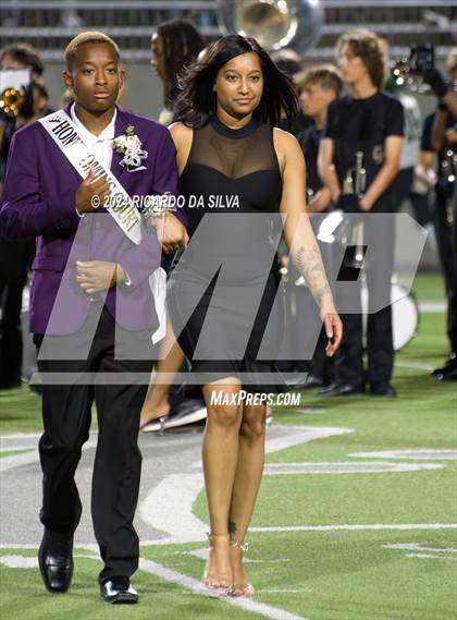 Thumbnail 1 in Cinco Ranch vs Mayde Creek photogallery.
