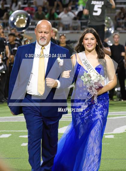 Thumbnail 3 in Cinco Ranch vs Mayde Creek photogallery.