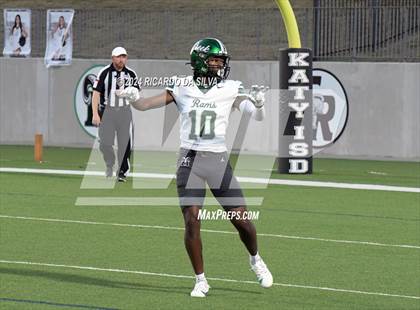 Thumbnail 2 in Cinco Ranch vs Mayde Creek photogallery.