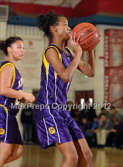 Thumbnail 3 in Live Oak vs Maxwell (Love of the Game Invitational) photogallery.