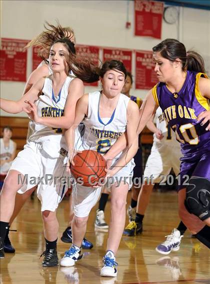 Thumbnail 1 in Live Oak vs Maxwell (Love of the Game Invitational) photogallery.