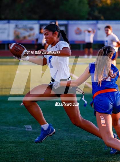 Thumbnail 1 in JV: Agoura vs Westlake photogallery.