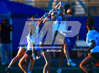 Thumbnail 2 in JV: Agoura vs Westlake photogallery.