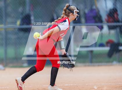 Thumbnail 3 in Lincoln High @ Pius X photogallery.
