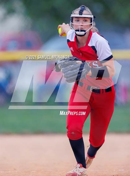 Thumbnail 1 in Lincoln High @ Pius X photogallery.