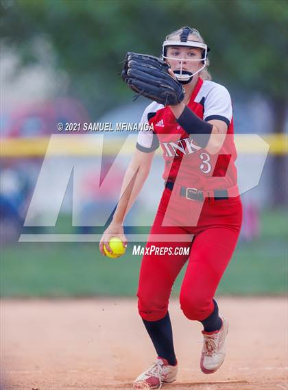 Thumbnail 3 in Lincoln High @ Pius X photogallery.