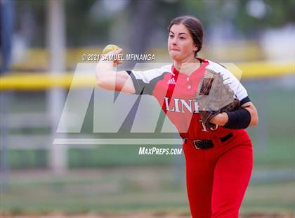 Thumbnail 3 in Lincoln High @ Pius X photogallery.