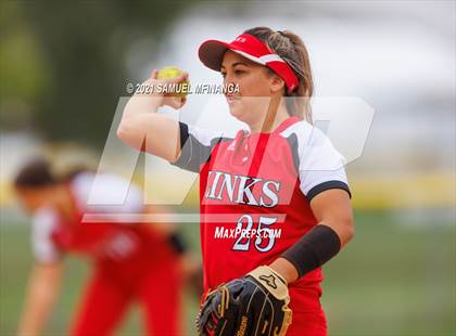 Thumbnail 3 in Lincoln High @ Pius X photogallery.
