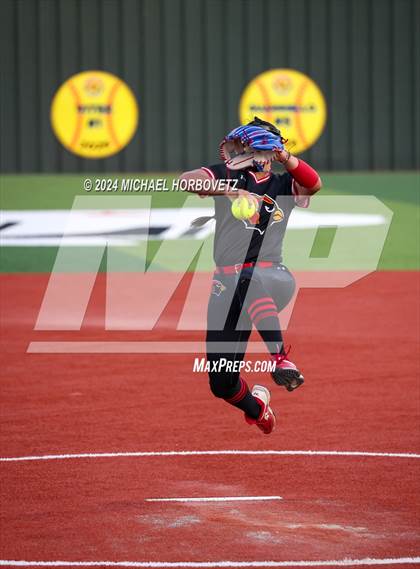 Thumbnail 3 in Melissa @ Lovejoy photogallery.
