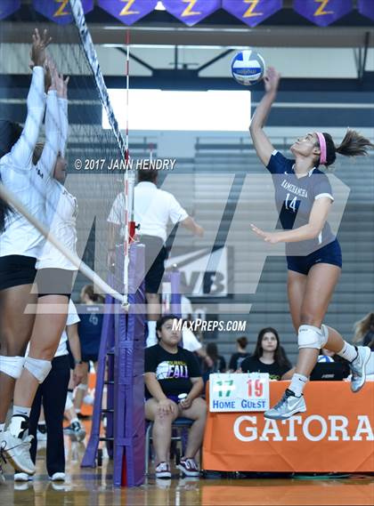 Thumbnail 1 in Archbishop Mitty vs. Kamehameha (Durango Fall Classic) photogallery.